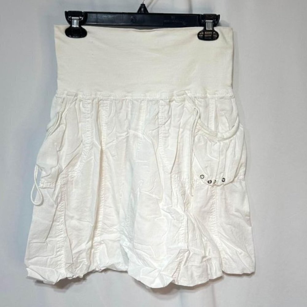 Woman’s balloon lined skirt. Fold over waist. Pockets. Size small. Stretchy!